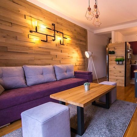 Apartment Lamar - Entry With Pin 0 - 24H, Underground Parking Garage, Elevator Славонски-Брод Экстерьер фото