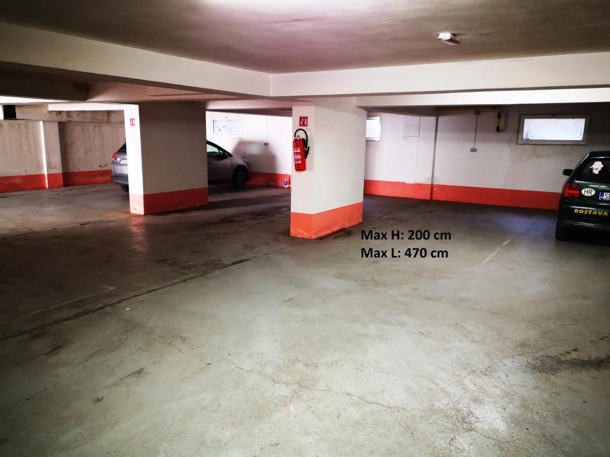 Apartment Lamar - Entry With Pin 0 - 24H, Underground Parking Garage, Elevator Славонски-Брод Экстерьер фото