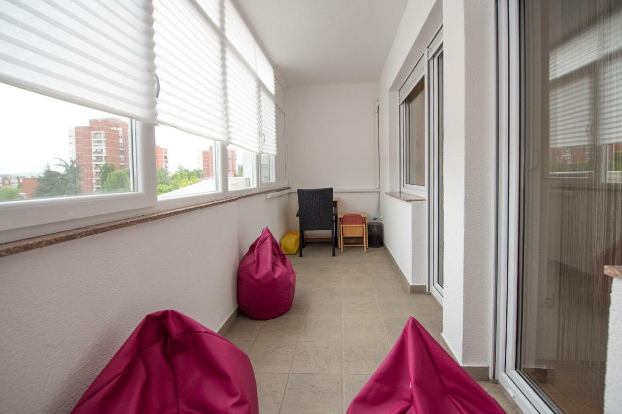 Apartment Lamar - Entry With Pin 0 - 24H, Underground Parking Garage, Elevator Славонски-Брод Экстерьер фото