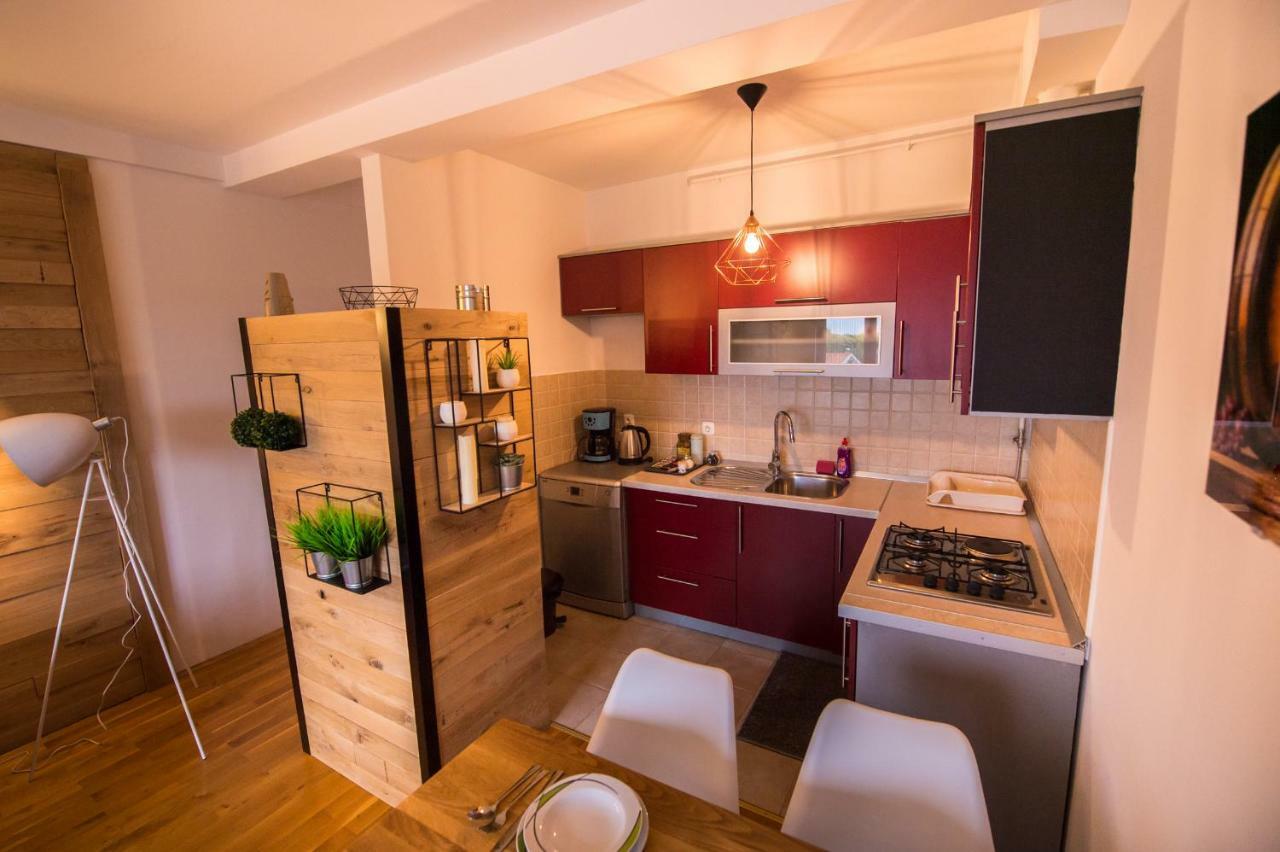 Apartment Lamar - Entry With Pin 0 - 24H, Underground Parking Garage, Elevator Славонски-Брод Экстерьер фото